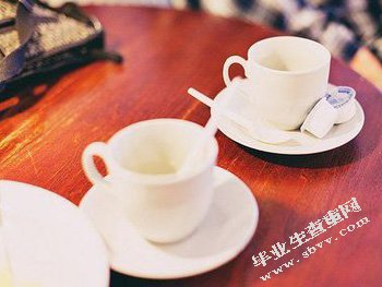 舞蹈，杯子