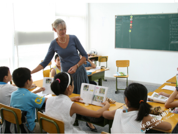 小学科学教育中人文精神培养的探索研究