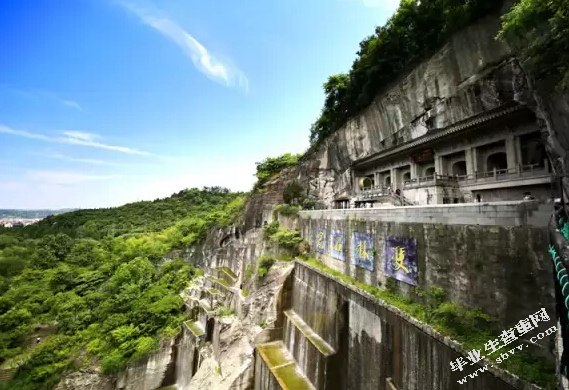 吉林省长白山景区发展现状及对策研究