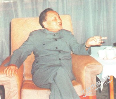 邓小平政治体制改革思想及其当前意义