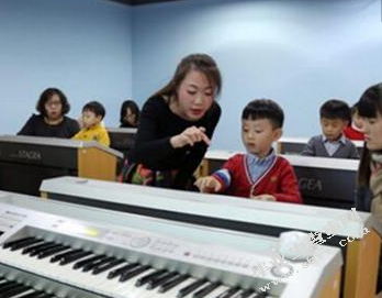 比较教学法在小学音乐教学中的应用