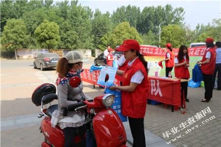 文化服务在社区工作中的价值与改进之路——以伊宁市十号小区为例