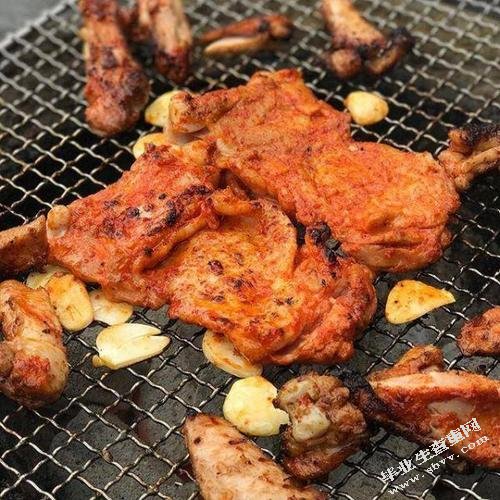 助烤肉与十三月烤肉的区别 ——浅谈在不同环境中餐饮形式的改变