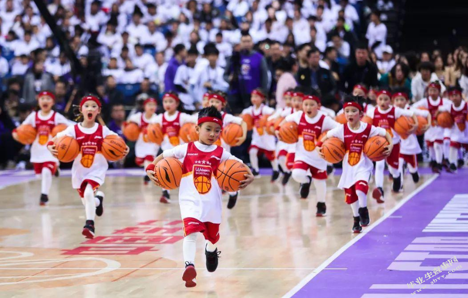 篮球运动在幼儿体育游戏活动中的探究