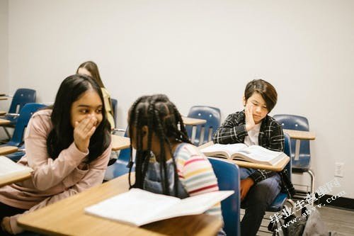 谈如何做好小学班主任