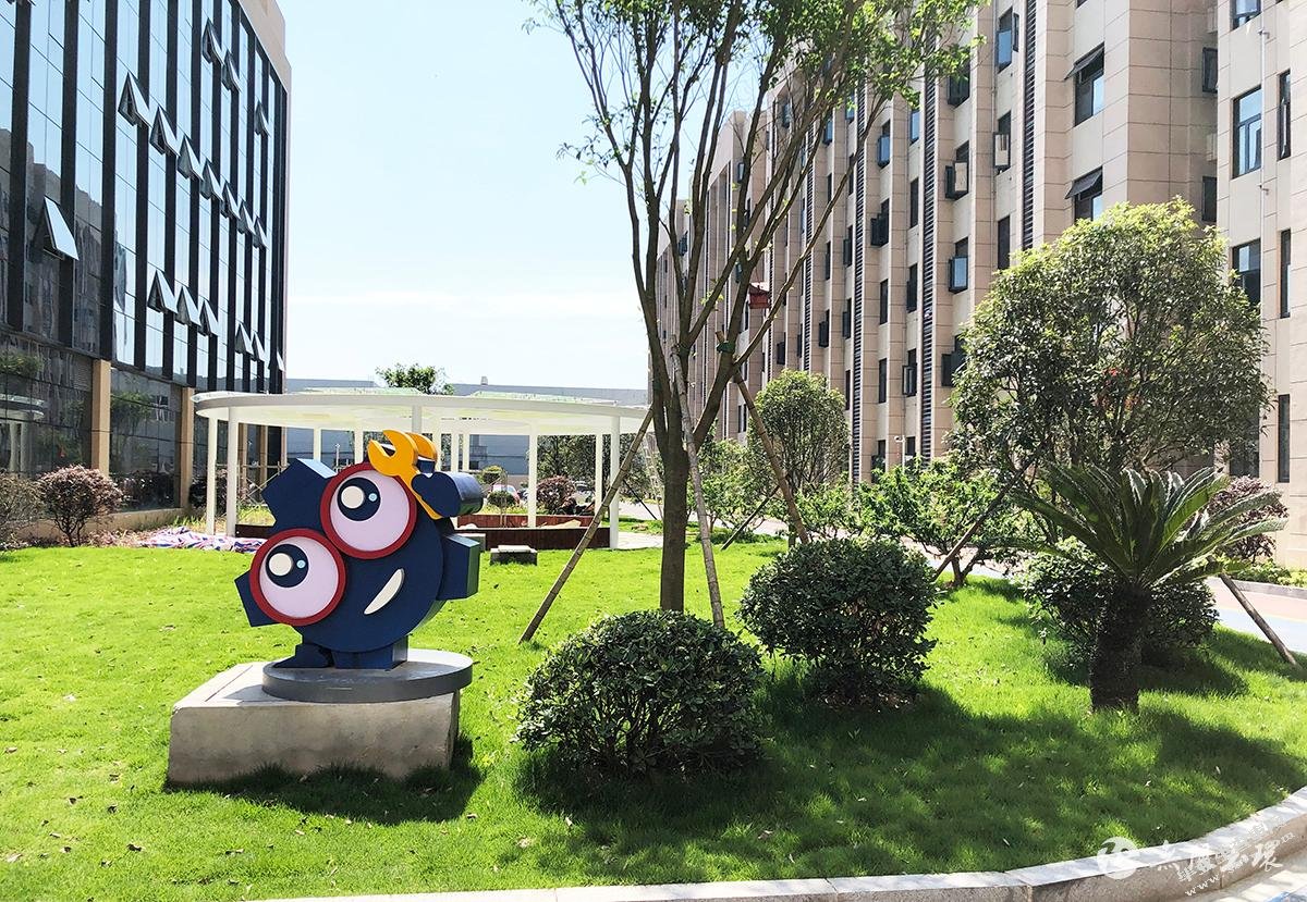 老年护理医院的管理实践与思考 ——以上海东海老年护理医院为例
