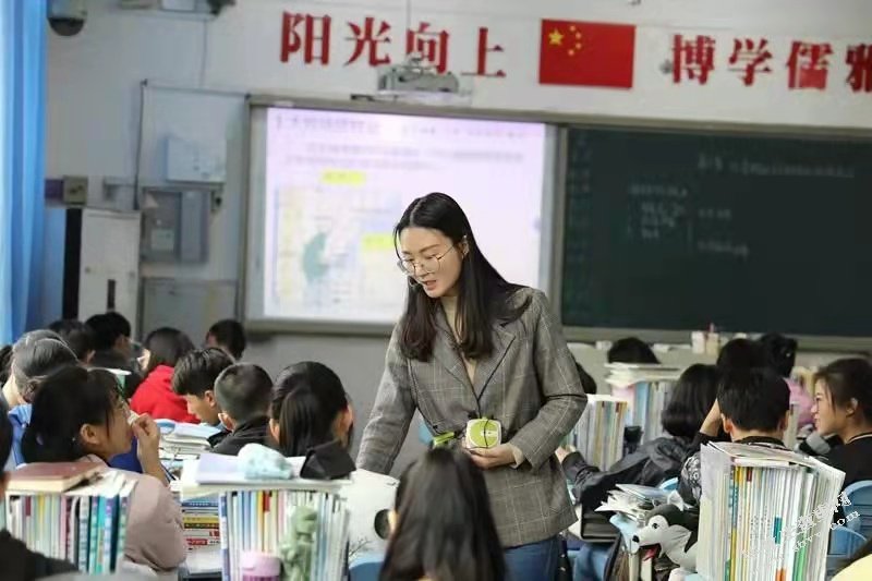 青年体育老师授课能力的提升思考