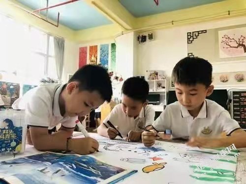 “巧”用多媒体技术，“点”亮幼儿园美术教育