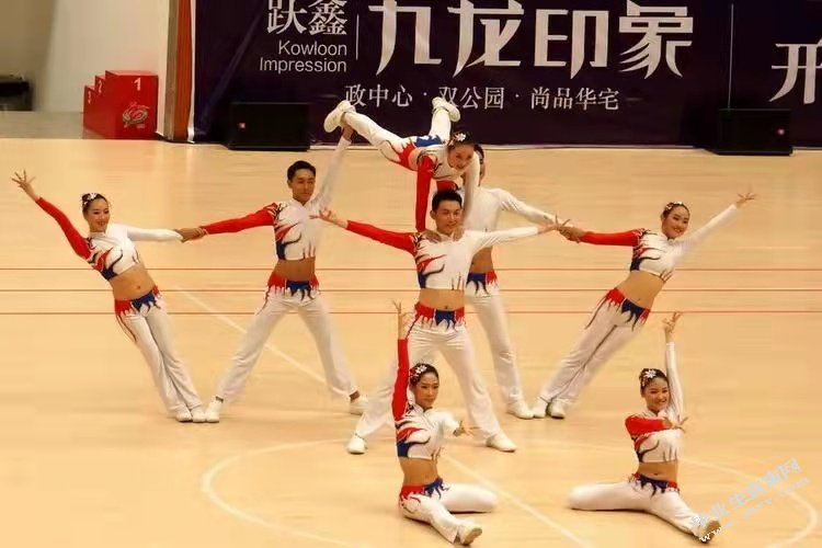健美操成套中艺术表演力的影响