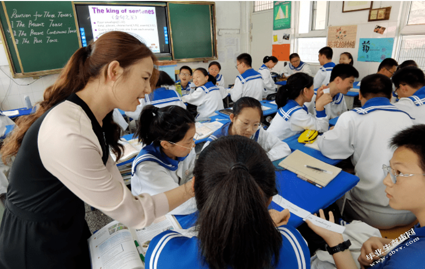 社会控制视角下我国义务教育阶段幸福教育的困境与超越