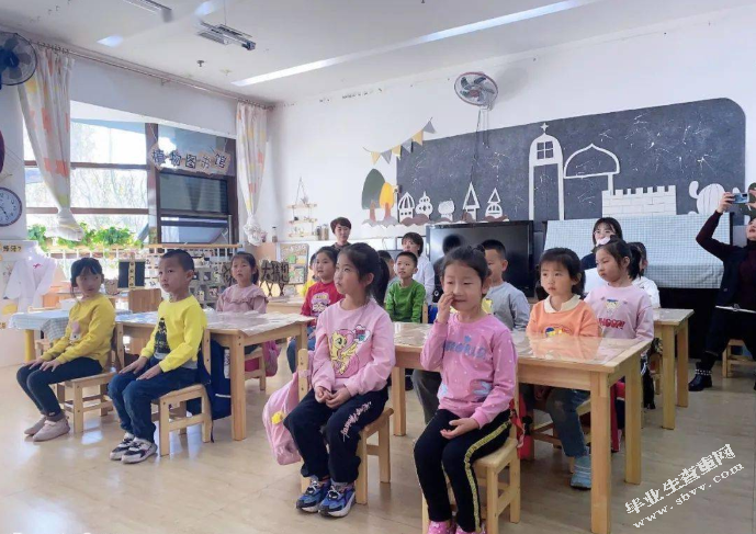 拜拜吧，小情绪——小学生高年级社会情绪心理健康干预研究