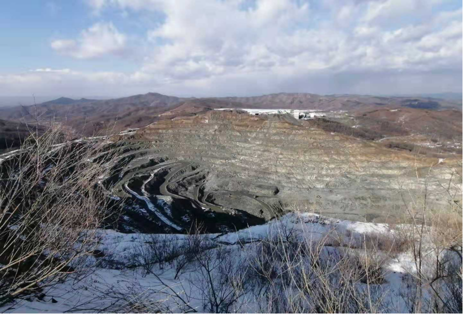 抚顺市小莱河废铁矿景观改造设计