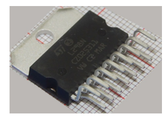 b930c22ca550dfa761a9be7e5a34d30f
